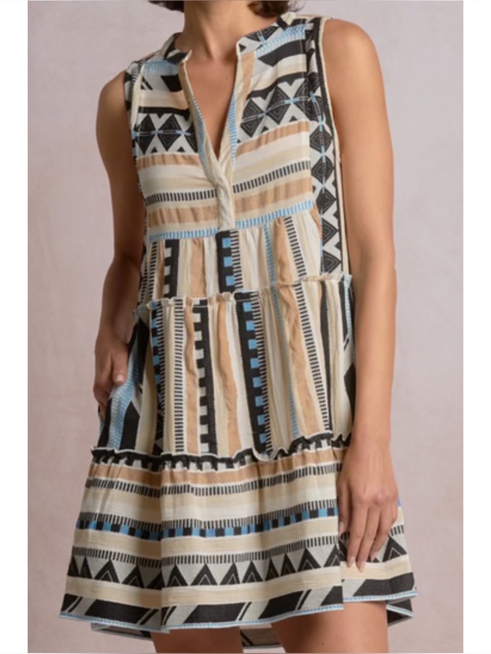 ELAN | NWT Venus Resort Mini Dress in Neutral Aztec, Size Small